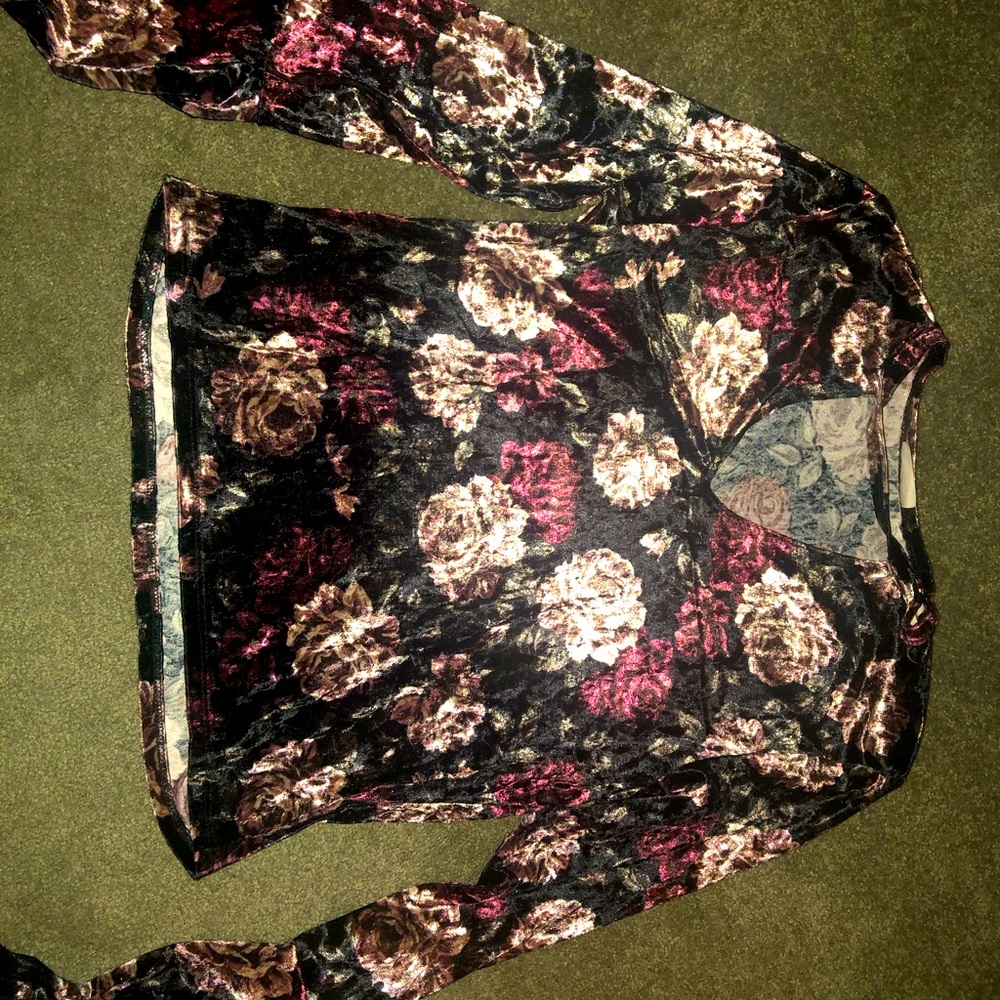 Free Kisses top size L